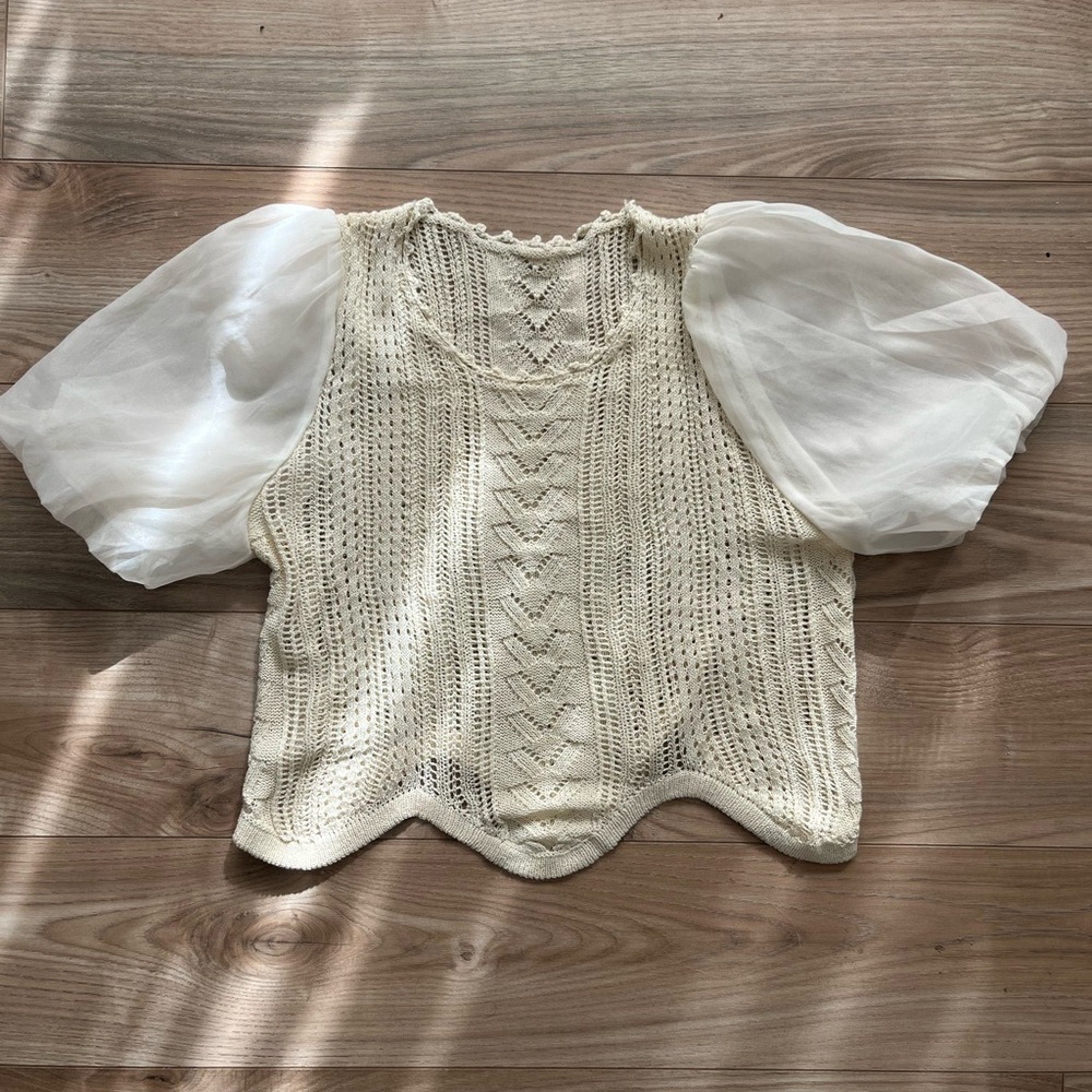 CLOSING SALE 
Handmade Cream Crochet Boho Cottagecore Scalloped Edge Puff Sleeve